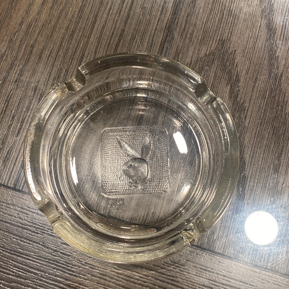 Vintage 1970s playboy astray - Picture 4 of 4